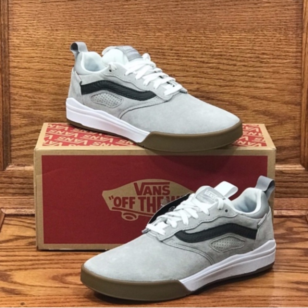 Vans UltraRange Pro Dr Drizzle White Grey Suede Skate Shoes VN0A3DOSLUY Mens 6.5 - Picture 1 of 7